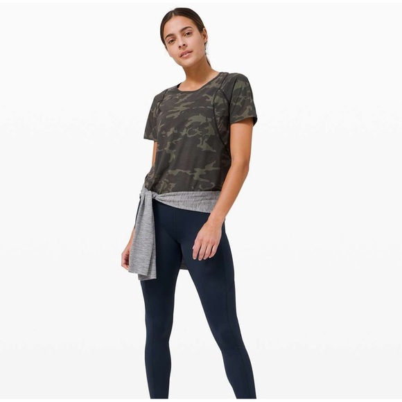 Lululemon Outrun the Heat Short Sleeve
Incognito Camo Multi Gator Green - Picture 4 of 9